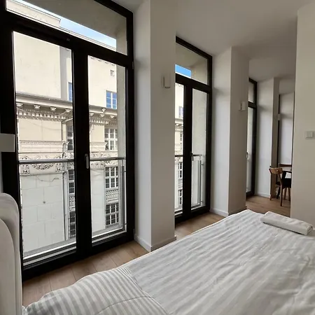 Free Garage Parking & Ac, Quiet Luxury - Old Town & Kazimierz *