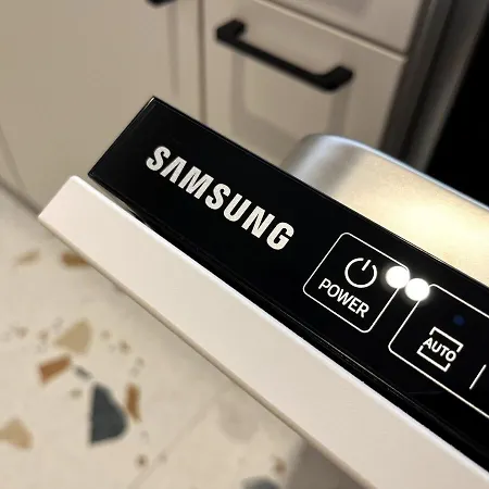 Quiet Luxury Hideaway *