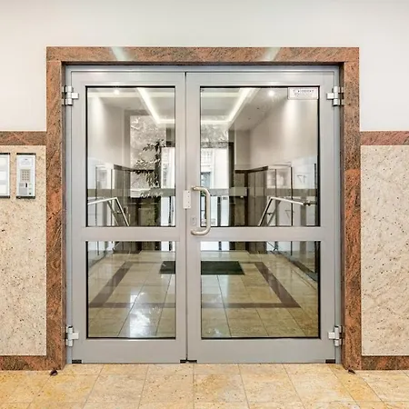 Quiet Luxury Hideaway *