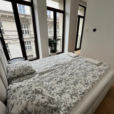 Free Garage Parking & Ac, Quiet Luxury - Old Town & Kazimierz Διαμέρισμα *
